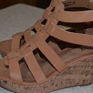 Ladies Wedge